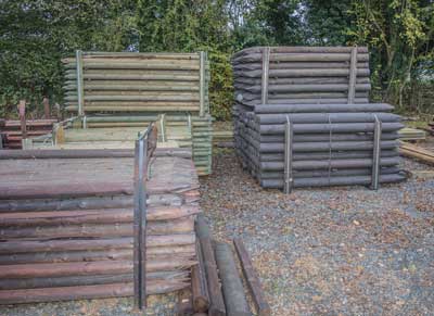 Poteaux pour cloture de l'entreprise Cloture Bois Boscher à MOYAUX 14590 Normandie France